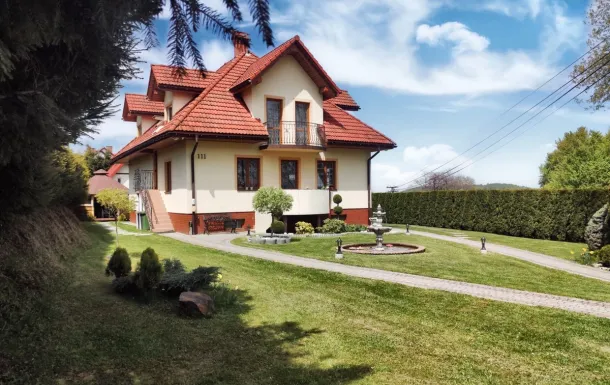 Bieszczady Pokoje i Domki Całoroczne