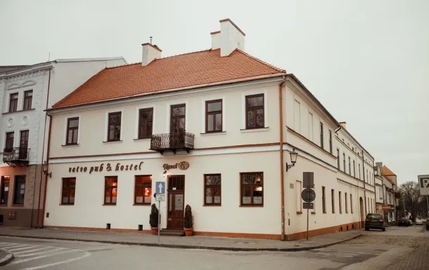 Rynek 6 retro pub & hostel