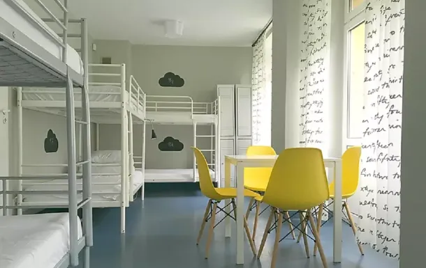 Cloud Hostel